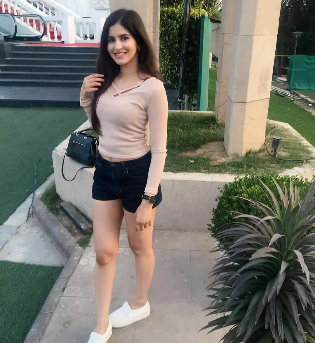 Chirag Delhi Call Girls